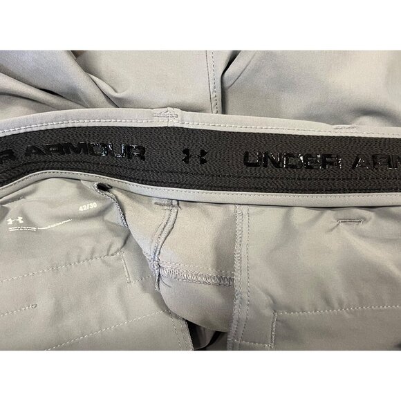 Under Armour Size 42 X 30 Mens Straight Leg Pants Lightweight Gray NWT New - Picture 9 of 13
